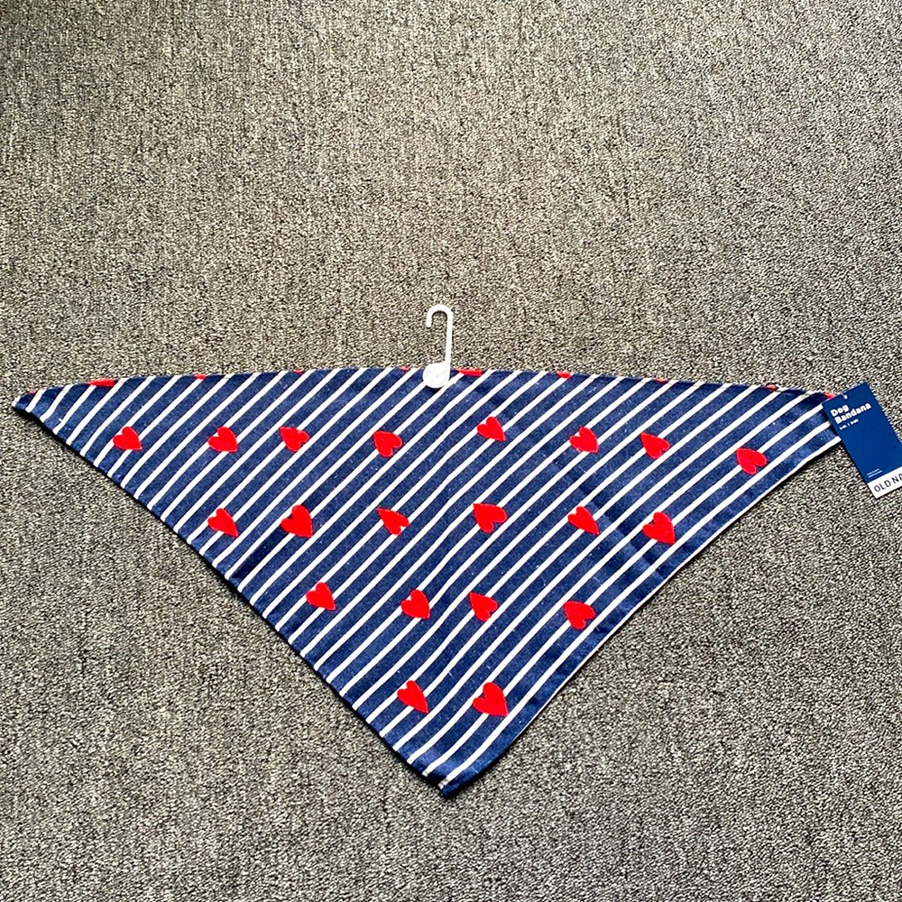 Pet Dog Hearts Bandana - Brand New - Picture 3 of 3